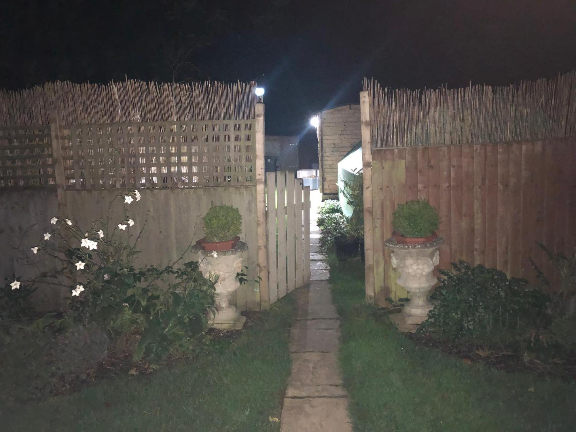 Cosy Garden Log Cabin Salisbury Esterno foto
